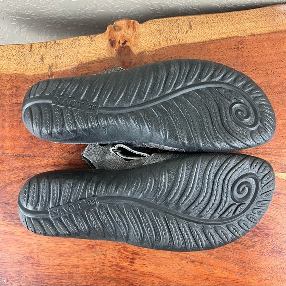 Naot Arataki comfort sandal - Picture 6 of 6